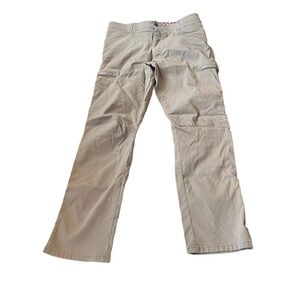 Men’s Wrangler Cargo Pants